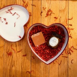 Heart Deluxe Valentine Box Bundle