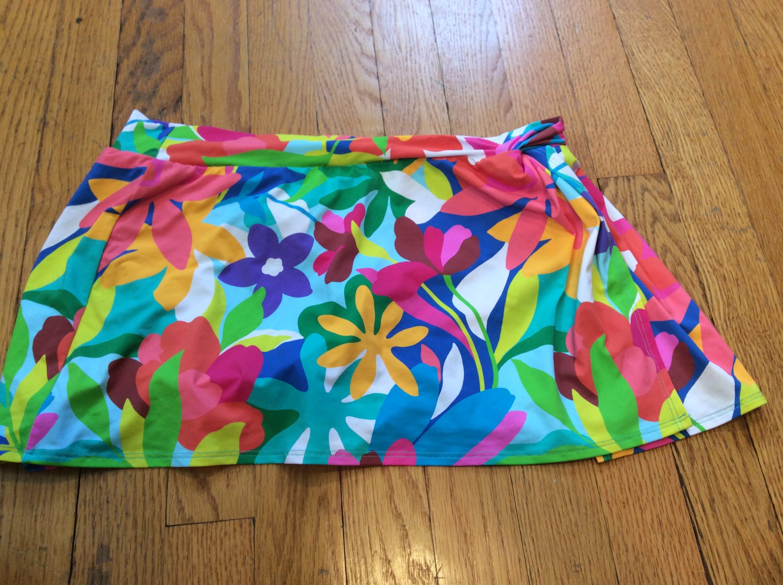 Bleu Rod Beattie Multicolor Floral Swim Skirt Women's Size 8 NWT Tropical Swimwear