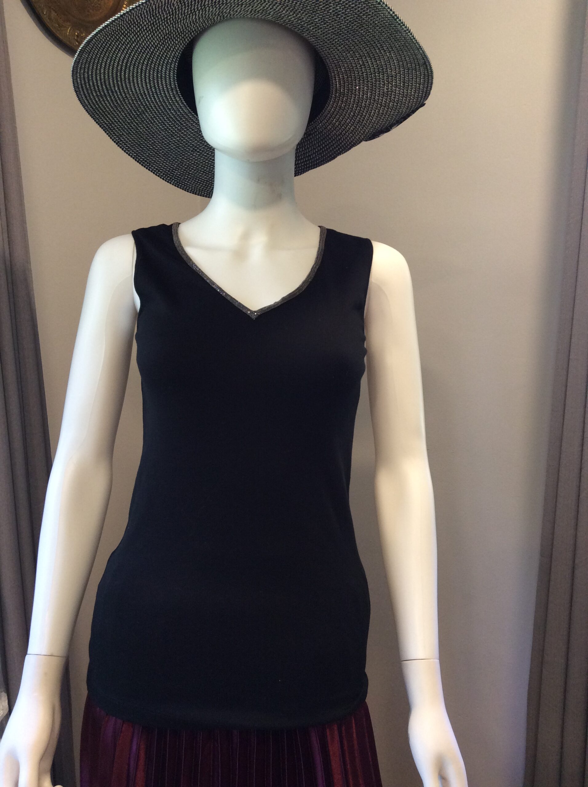 Fabiana Filippi Black Sleeveless bead-embellished tank top Size XS