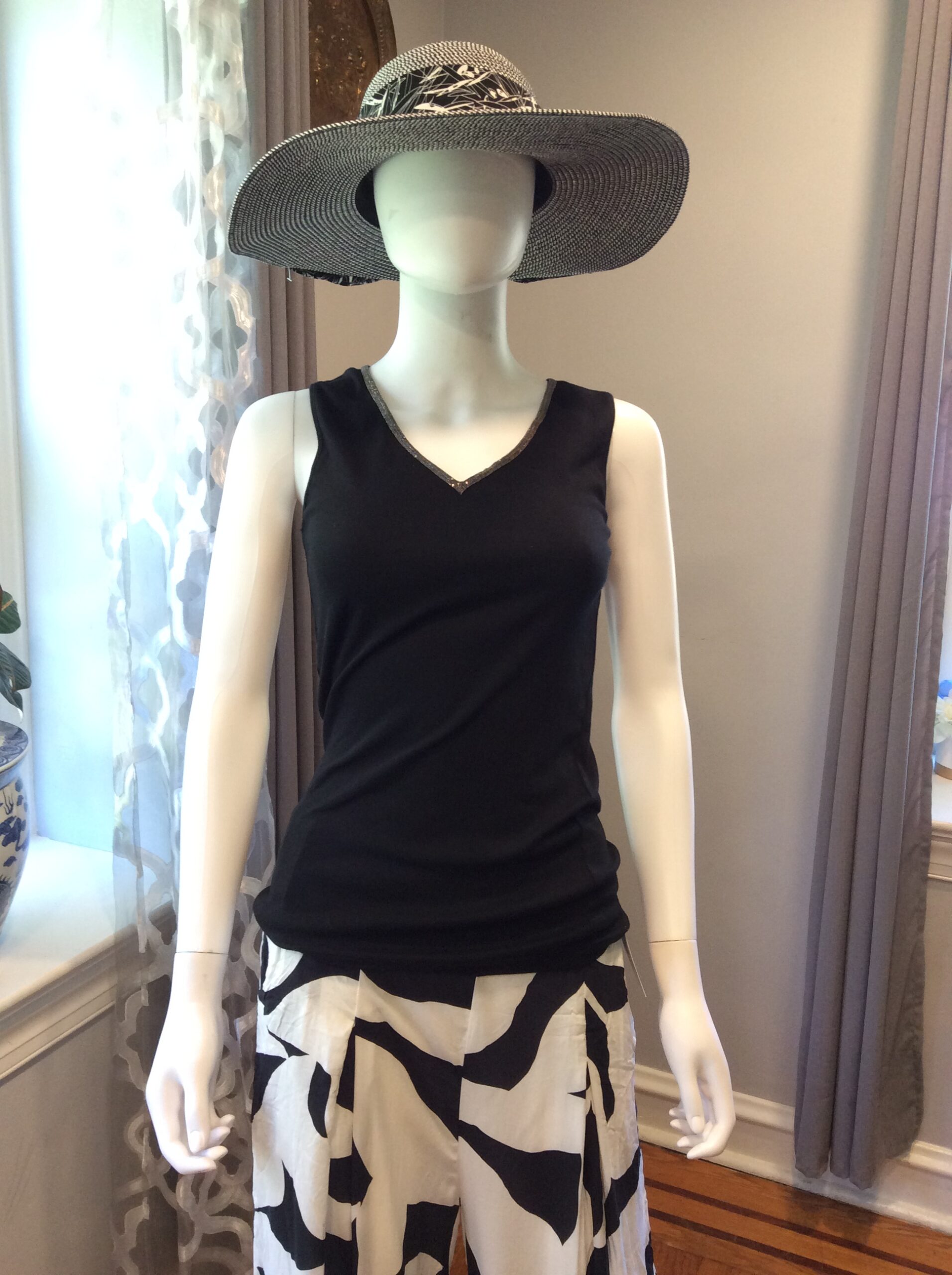 Fabiana Filippi Black Sleeveless bead-embellished tank top Size XS - Image 7