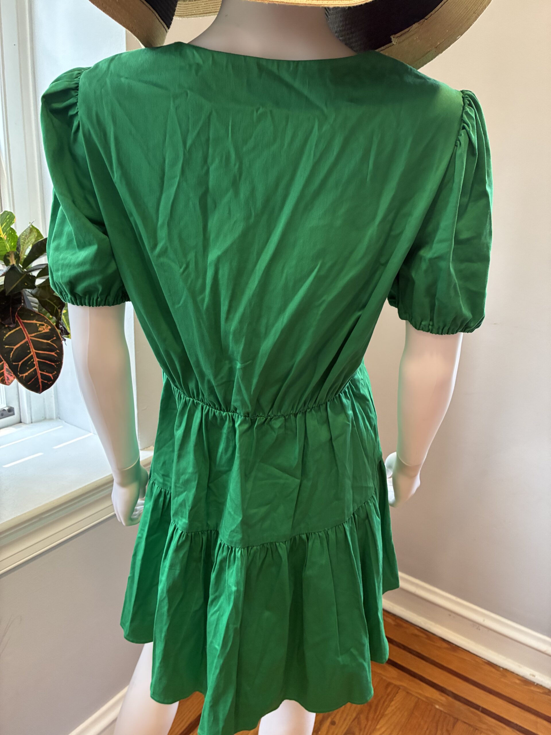 Adrianna Papell Women's Faux-Wrap Tiered Dress Size 8 - Image 3