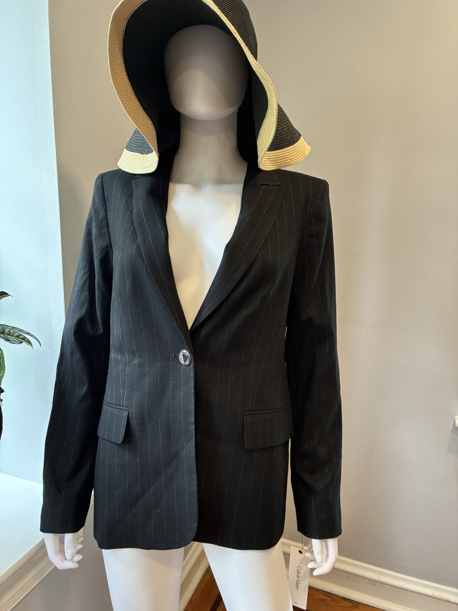 Calvin Klein Women's Black Pinstripe Blazer Jacket Single Button Size 10