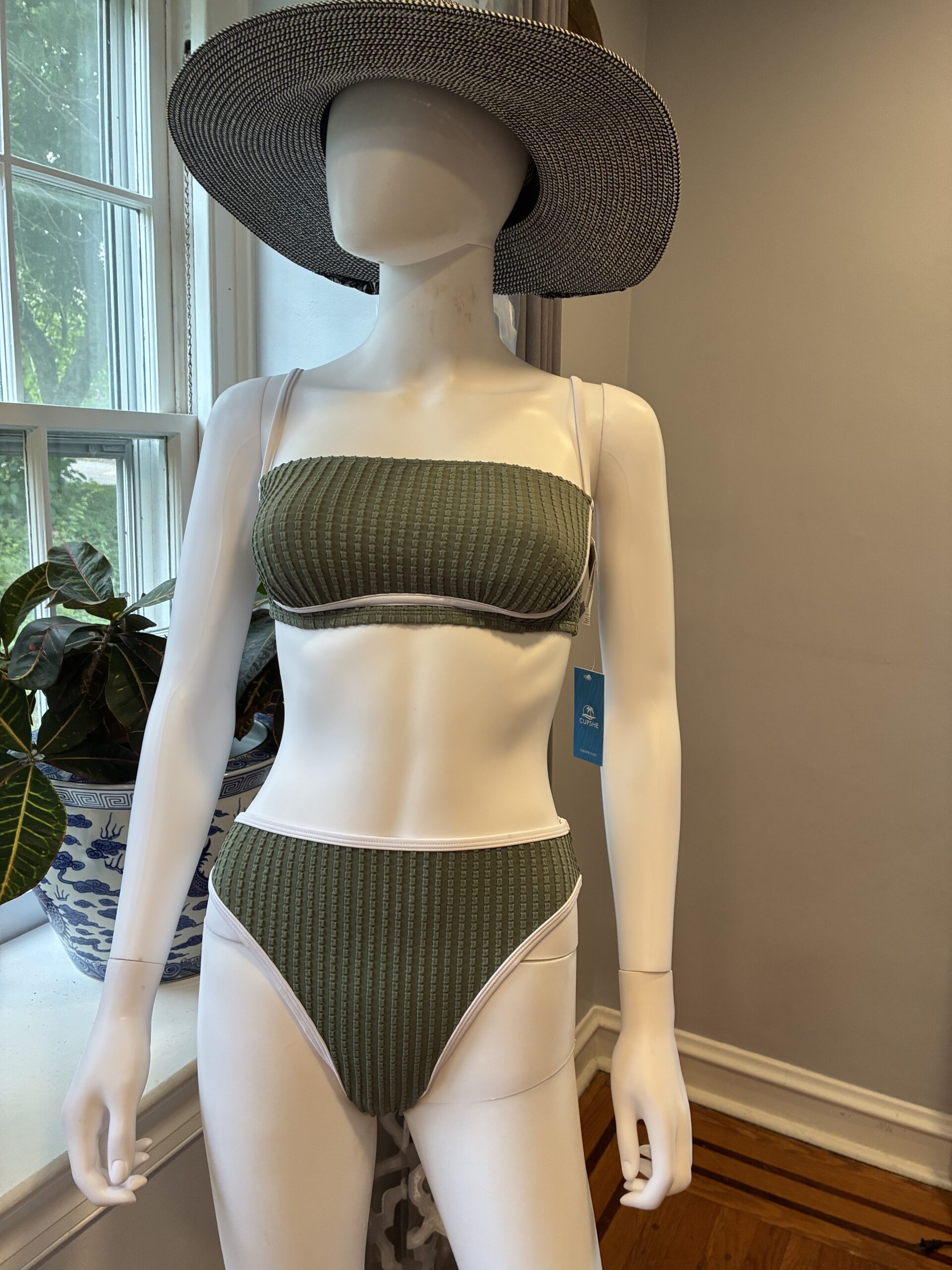 Cupshe Women's Bikini Sets Two Piece Swimsuit Size S - Image 8