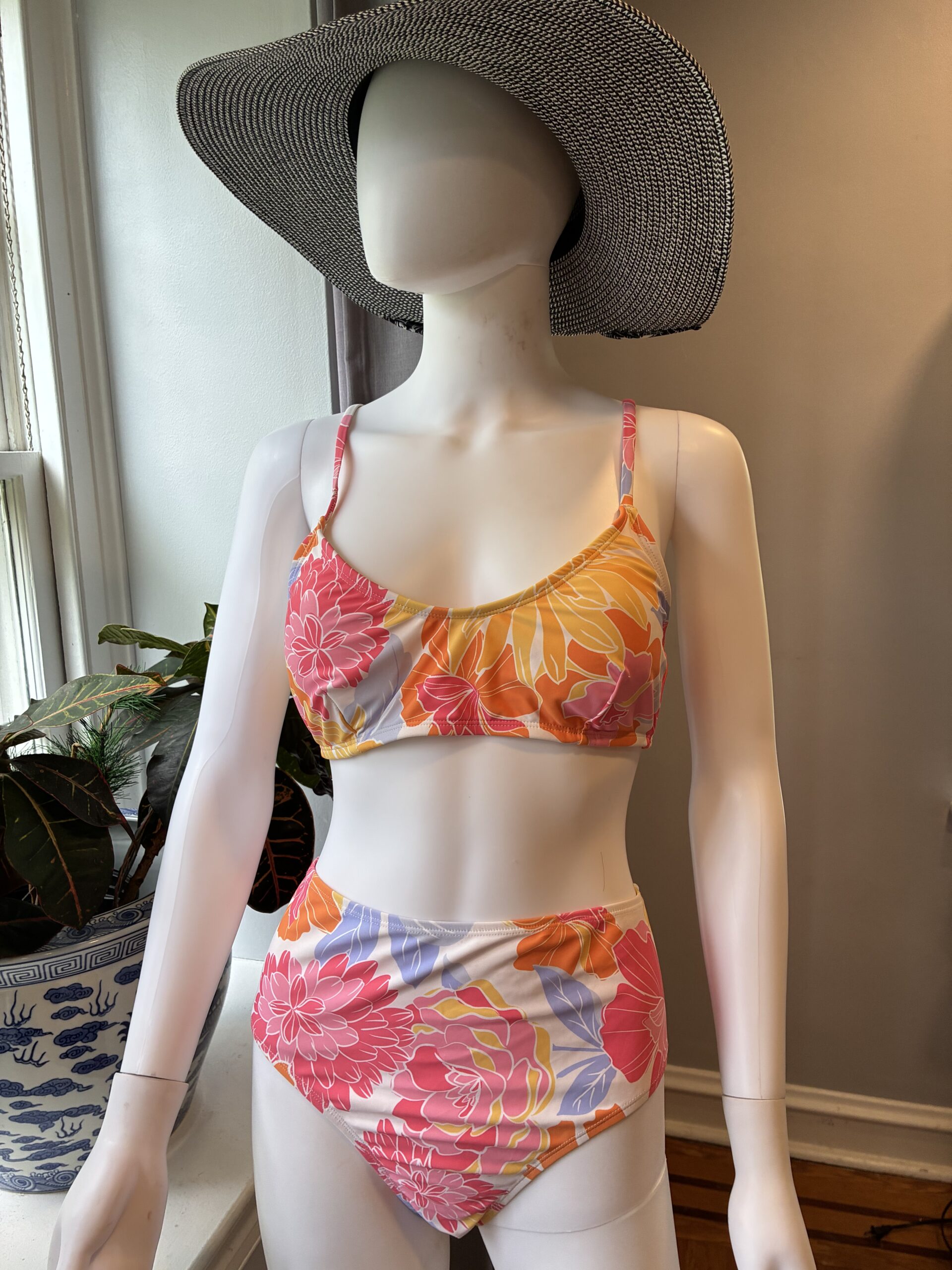 Cupshe high-waisted floral print bikini set Size L - Image 2
