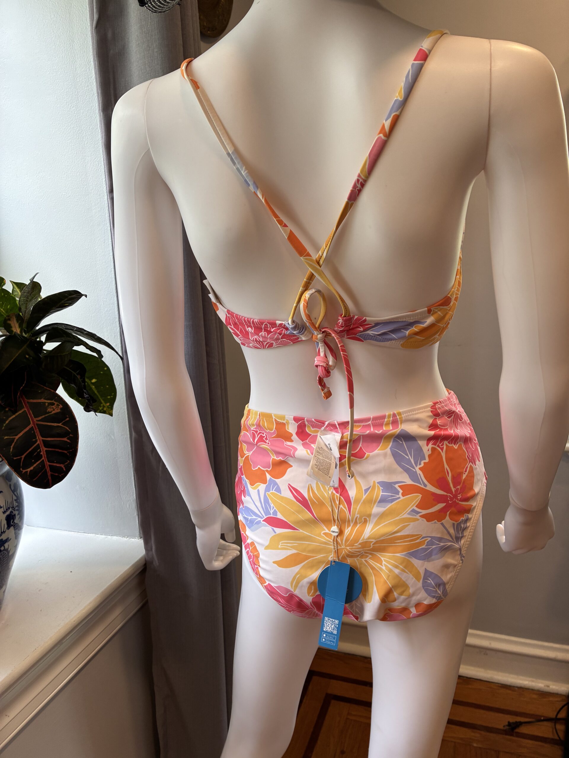 Cupshe high-waisted floral print bikini set Size L - Image 3