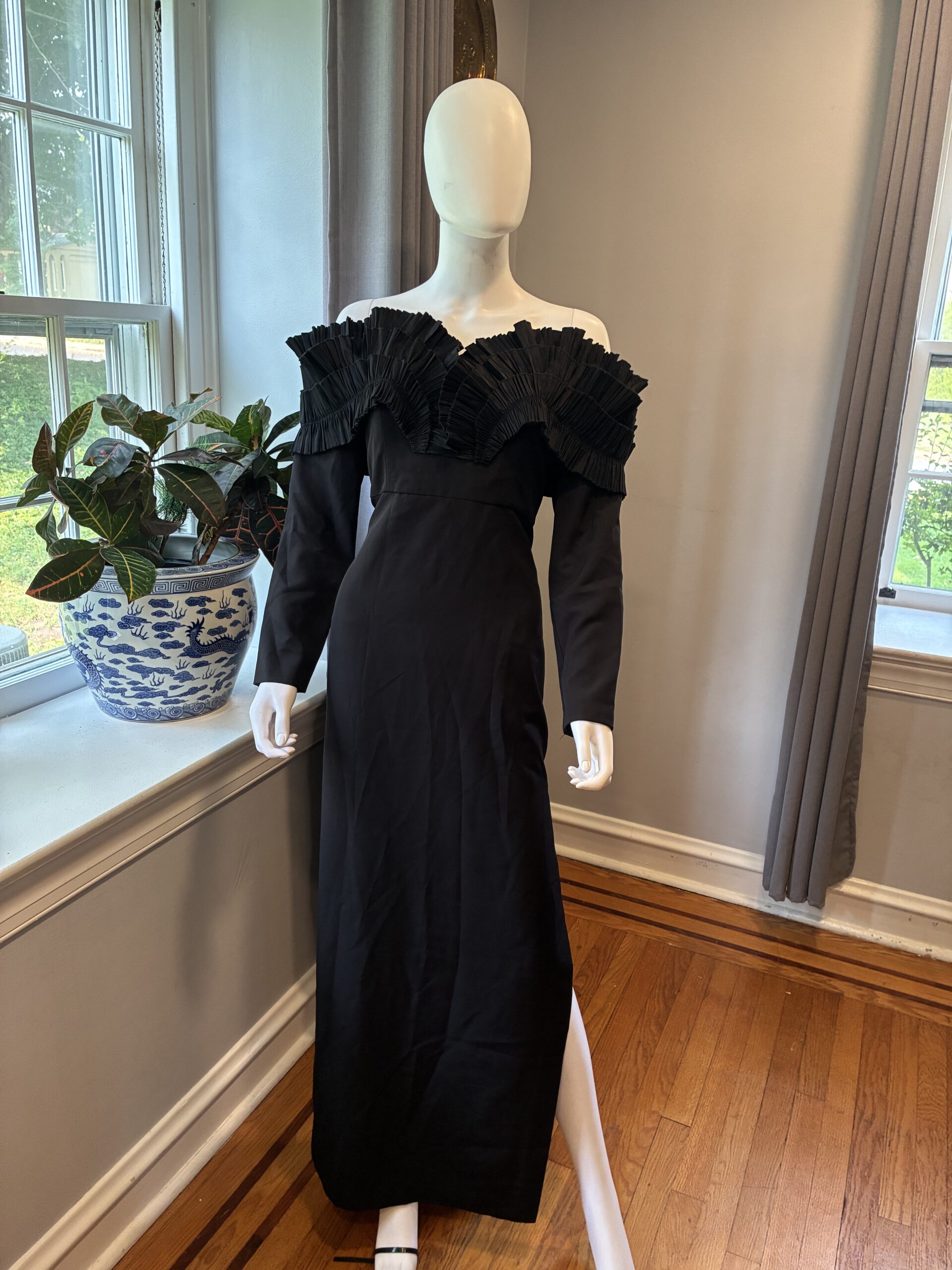 One 33 Social Off-The-Shoulder Neckline Long Sleeves Ruffle Gown Dress Size 12 - Image 9